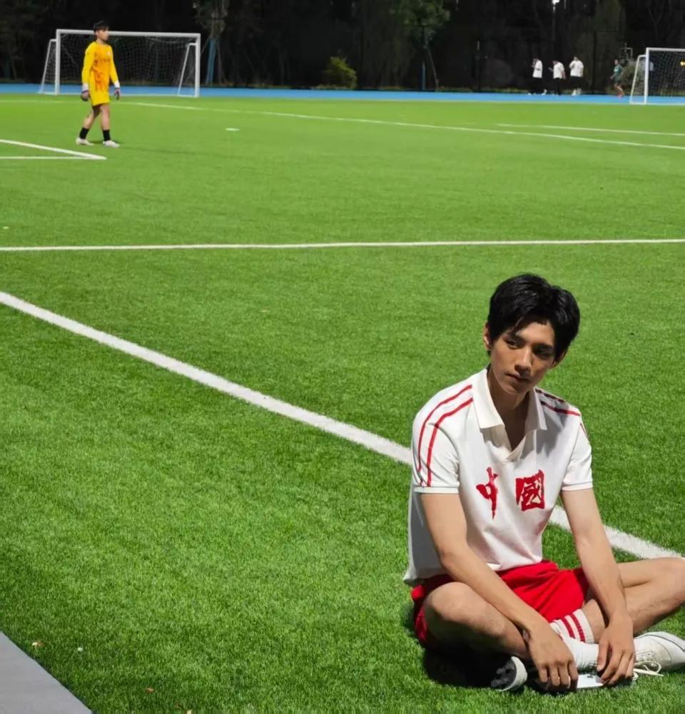 王年将成：从中超守门员到演艺新人，足球梦和戏梦并行