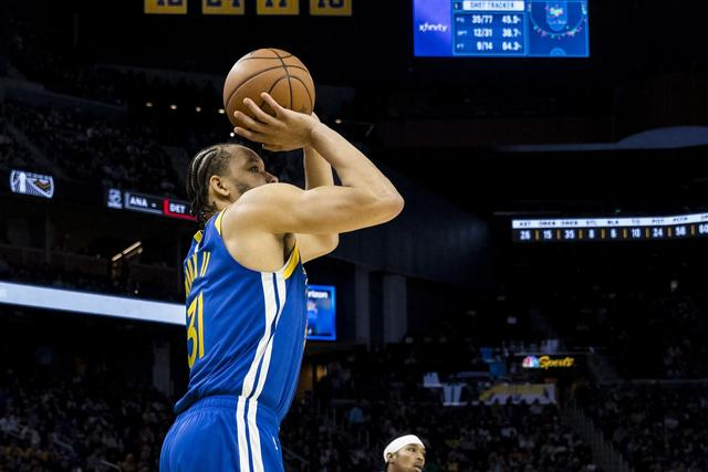 公牛队引进诺克斯，多队流浪者终于找到新东家