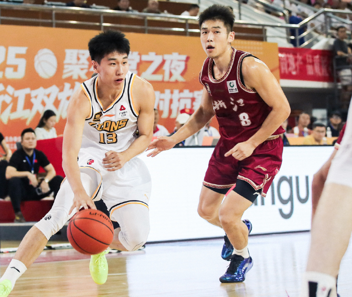 浙江稠州金租热身赛击败方兴渡 程帅澎表现抢眼吴前低迷