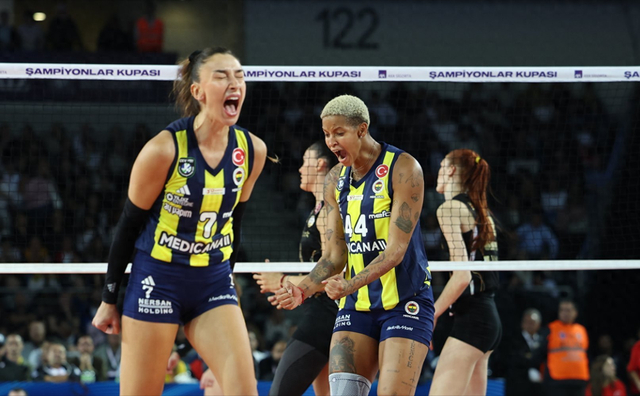 费内巴切女排超级杯逆转夺冠，袁心玥入队主力竞争激烈