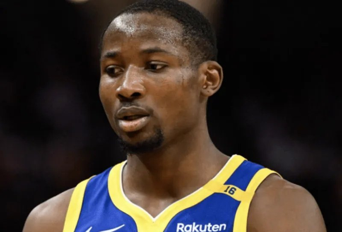 勇士季前赛逆转开拓者末节狂飙51分，库明加波杰姆斯基状态成隐忧