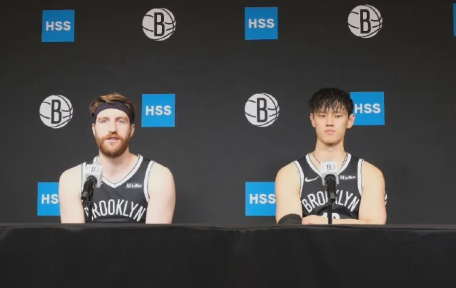 新赛季媒体日火力全开，杨瀚森魅力四射，字母哥阴影笼罩雄鹿