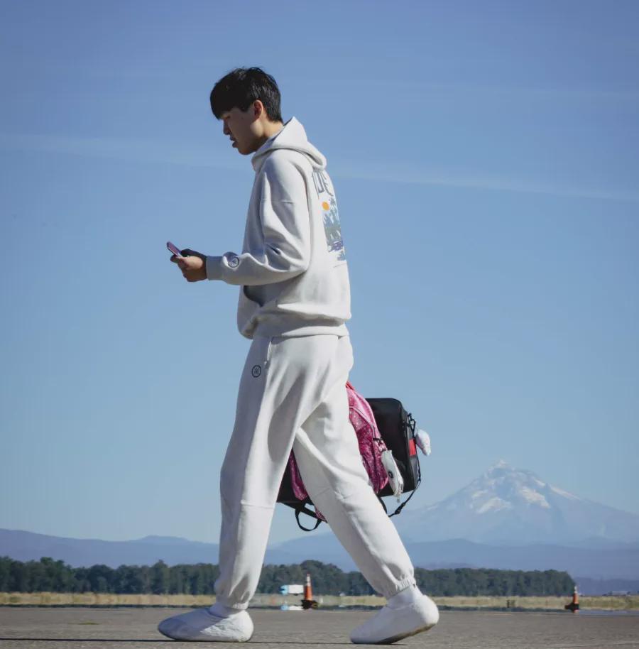 杨瀚森季前赛首秀：还是那个拼劲儿，适应才是王道