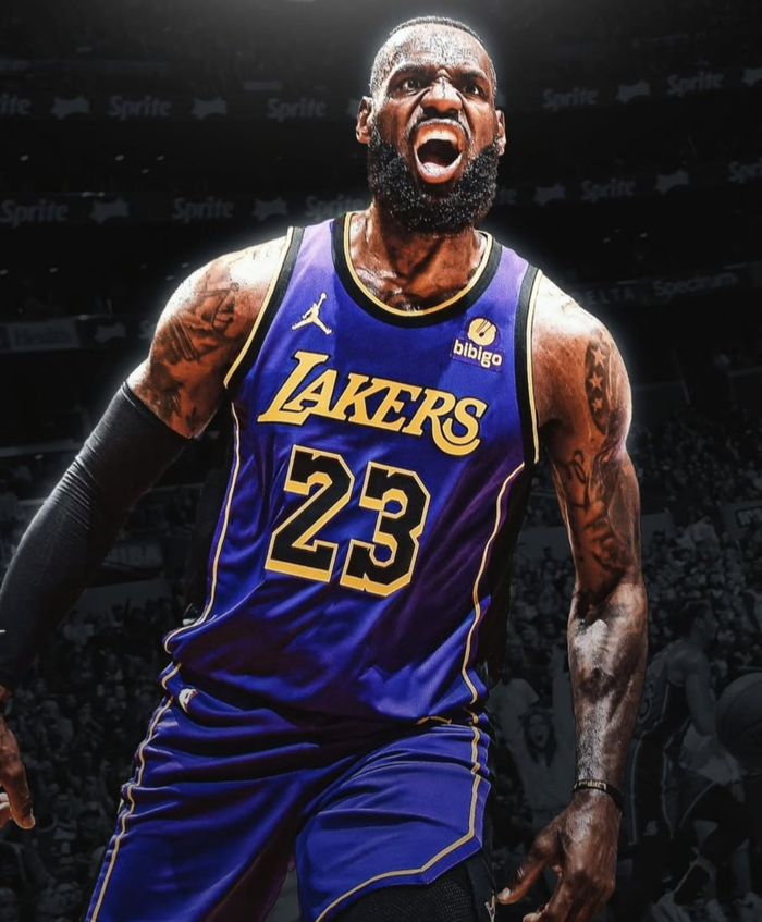 詹姆斯打广告惹争议，退役传闻变轩尼诗联名秀