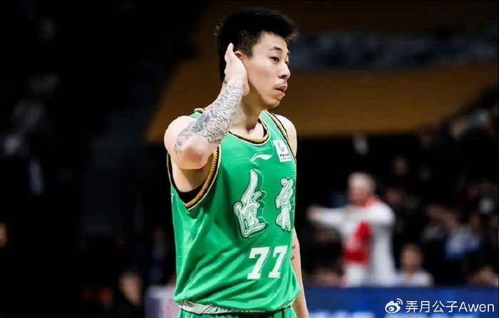 张镇麟：从新星到配角，篮球旅途的另一种选择