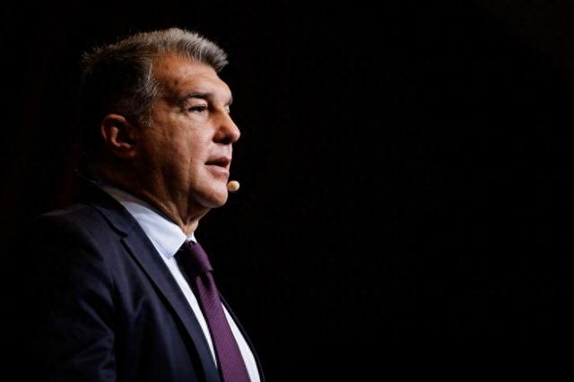 巴萨主席拉波尔塔直言不讳回应德容反对西甲海外赛