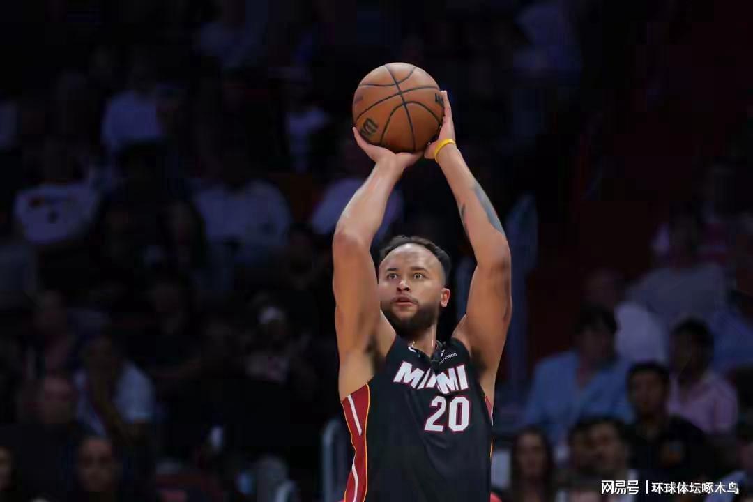 李凯尔：爵士替补席上的篮球大脑与防守盾牌