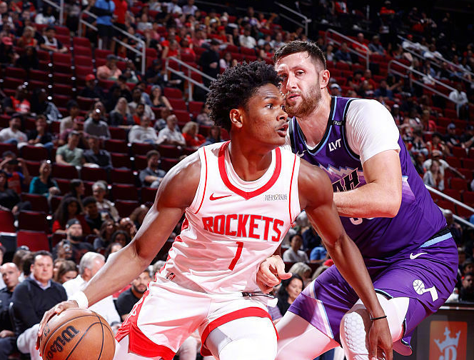 杜兰特和威少的NBA情缘与现实差距，火箭阵容困境突出