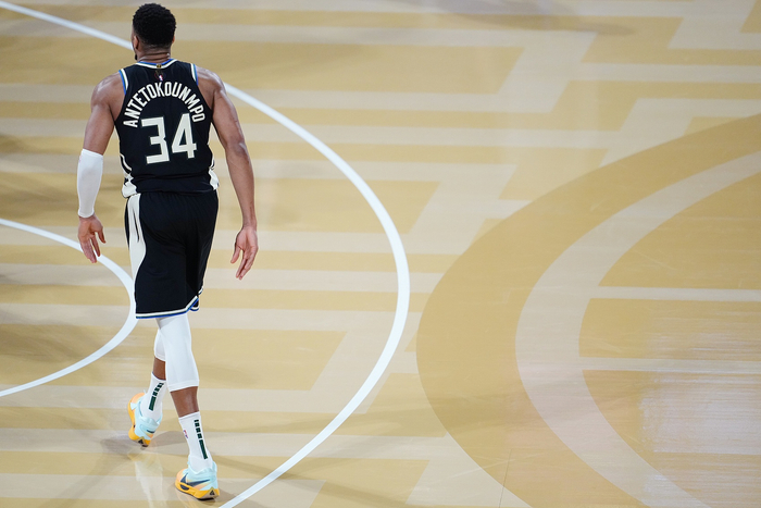 字母哥离开雄鹿？篮球圈又要炸锅了