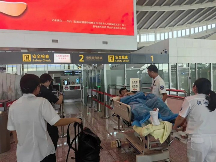 黄威伤情堪忧，平果国晶面临考验