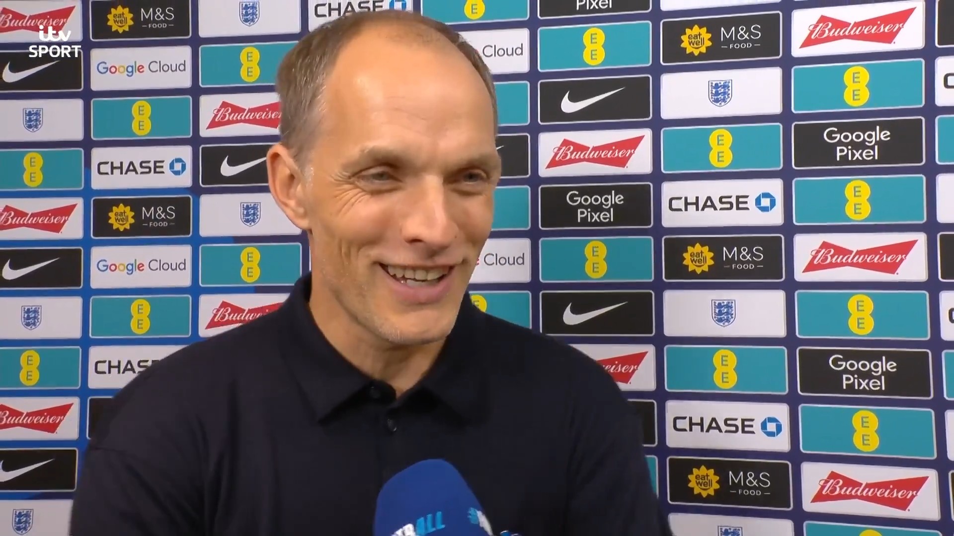 英格兰3-0横扫威尔士，图赫尔：球队进步明显期待更多支持