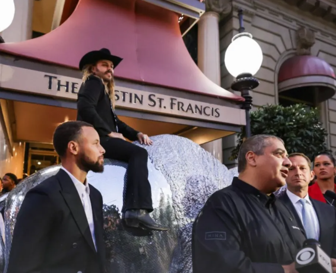 库里投资秘境酒吧引发热议 詹姆斯炒作合作惹争议