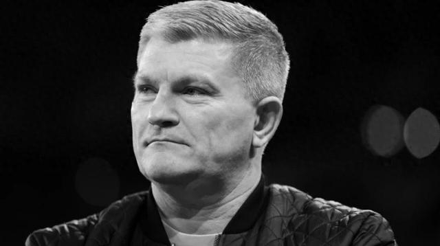 曼城告别拳王拥趸瑞奇-哈顿，城市同心送别