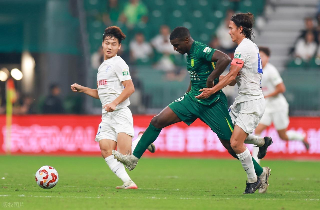 北京国安换帅后新气象，拉米罗调整战术盼翻盘