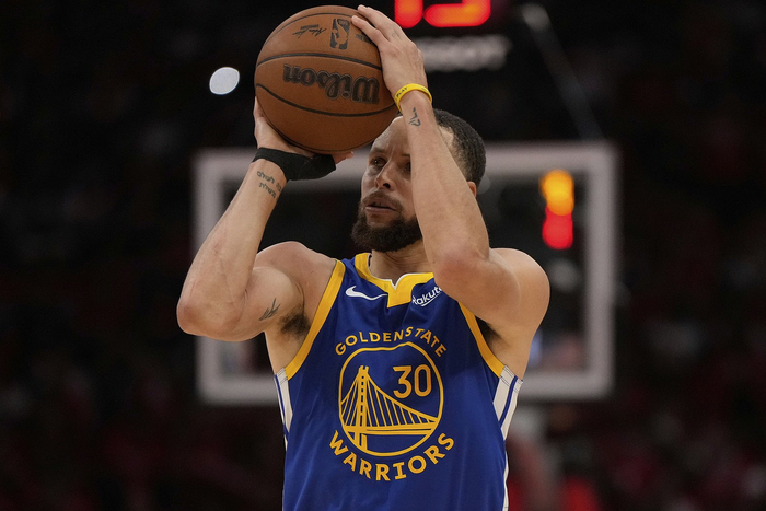 贝弗利火力全开点评勇士新战术，库里三分雨即将来袭