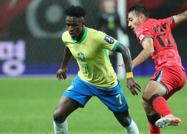 维尼修斯燃爆！巴西5-0狂胜韩国，安切洛蒂带队气势如虹