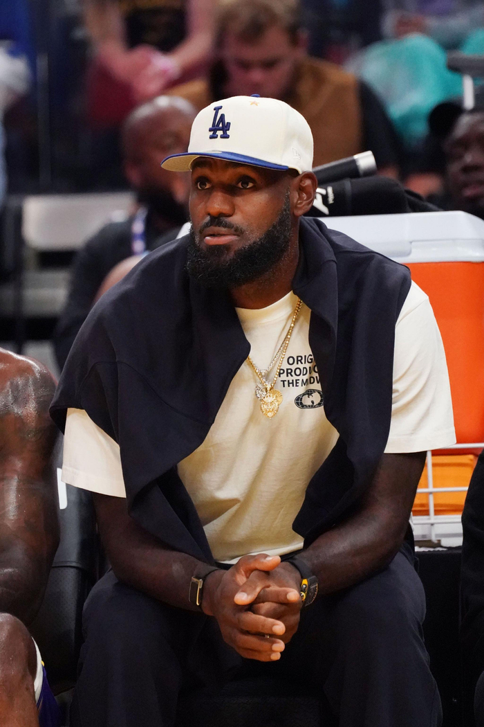 詹姆斯的伤病真相曝光 打磨两个月仍在坚持