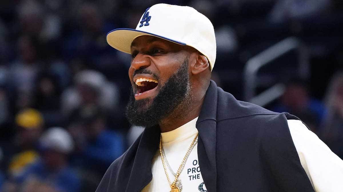 詹姆斯退役倒计时开启？珀金斯建议2025-26赛季结束后谢幕