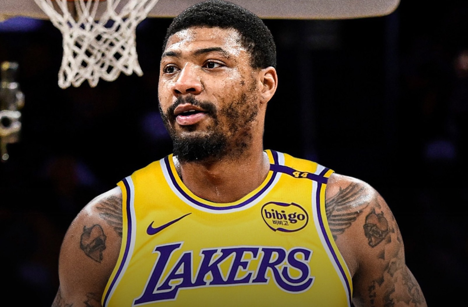 湖人揭幕战首发尴尬，詹姆斯缺阵谁来扛大旗？