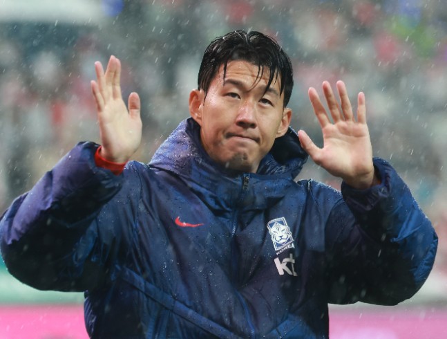 韩国队主场遭遇重挫 孙兴慜诚恳回应五球惨案