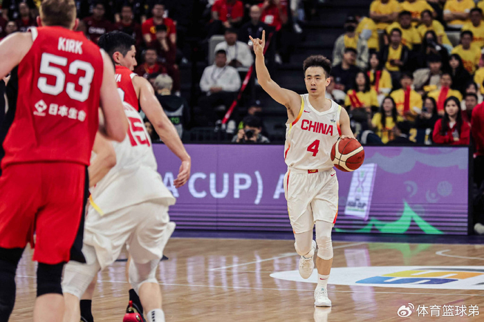 深圳篮球再掀狂澜，白昊天崛起直逼赵继伟