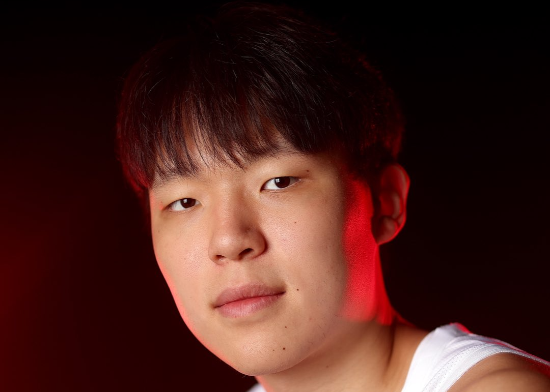 杨瀚森季前赛表现抢眼，开拓者主场迎战国王