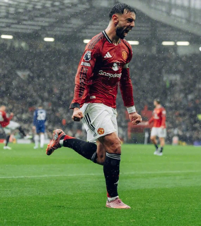 布鲁诺-费尔南德斯英超中场进球王彰显杀手本色