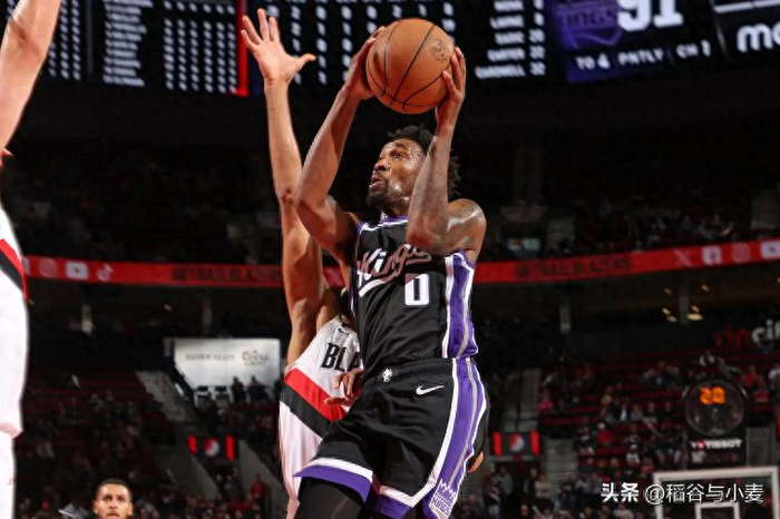 开拓者险胜国王，蒙克表现低迷引发关注