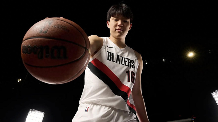 开拓者新核心崛起：杨瀚森、阿夫迪亚与夏普的三叉戟潜力股