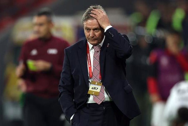 斯托伊科维奇辞职，塞尔维亚国家队换帅风暴炸开了锅