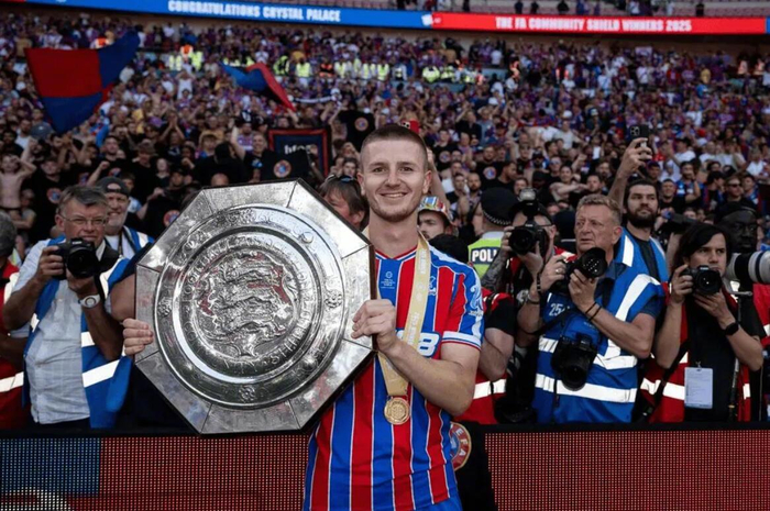 曼联盯上水晶宫亚当-沃顿，6000万报价能成真吗？