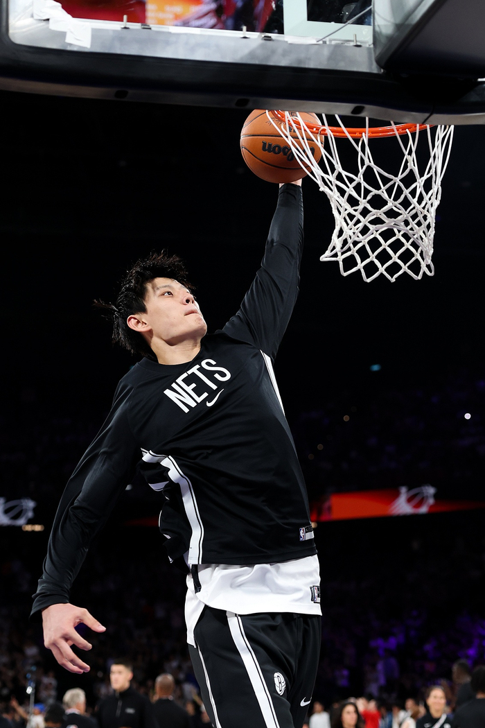 篮网逆转太阳 曾凡博无缘登场引发热议