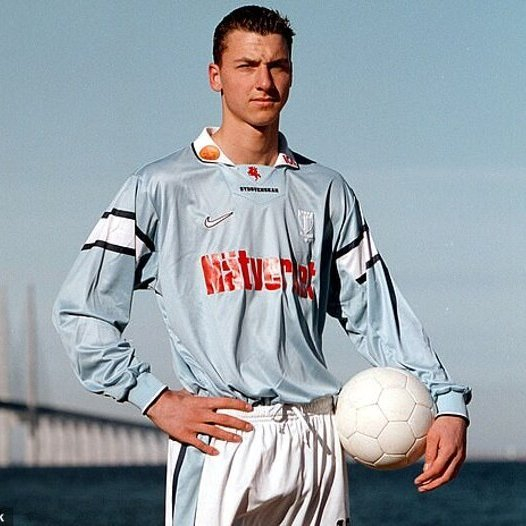 年轻的伊布：1999年的足球梦想启航