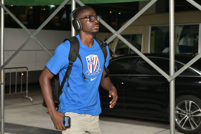 赤道几内亚国家队争议不断，阿苏埃体能成申花隐忧