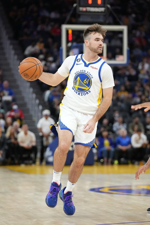 勇士季前赛116比126输湖人，斯潘塞12投仅3中成输球罪人？