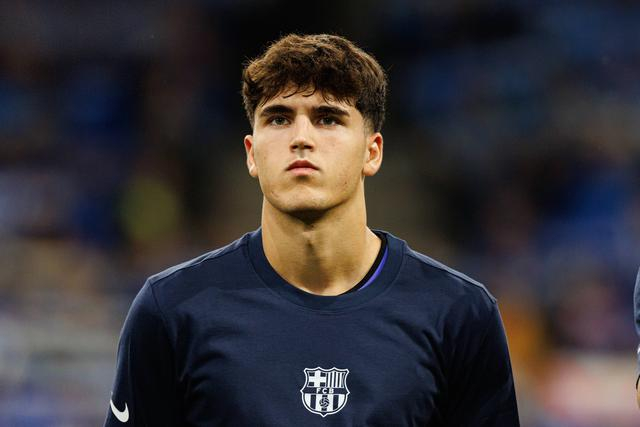 库巴西被迫大挪移！左中卫变身，巴萨防线崩塌的隐痛