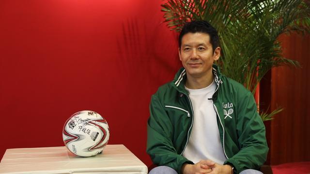 杨晨谈法兰克福关键战：38场磨砺换来1次德甲高光时刻