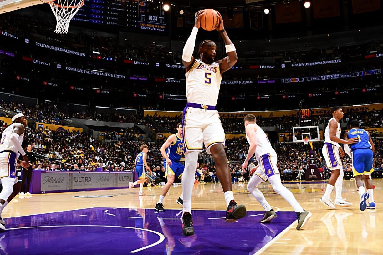 126比116！湖人爆冷手撕勇士，艾顿终结吊打质疑的尴尬局面