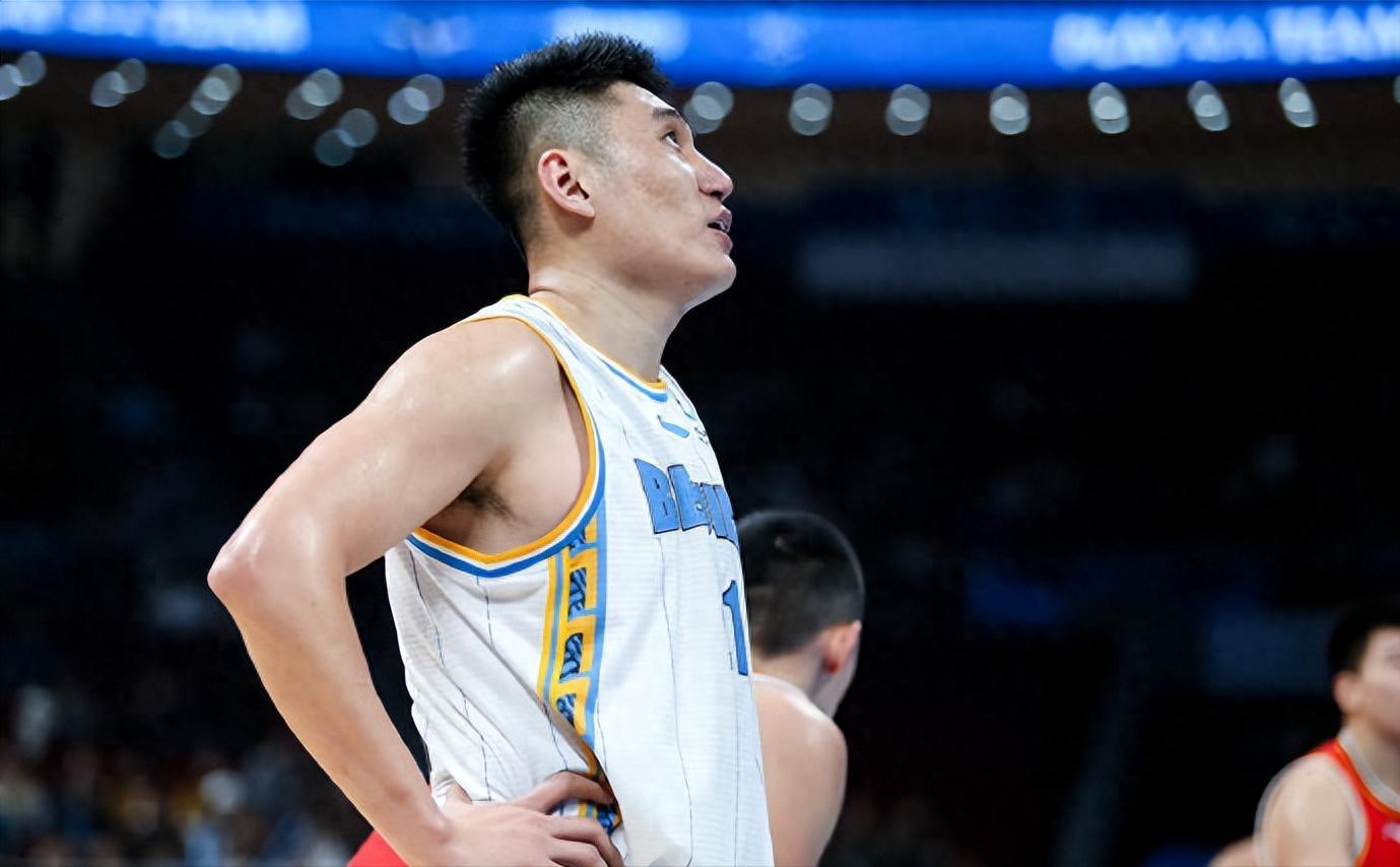 常林36岁失业，11.3分8.4篮板成最大讽刺！北京首钢到底亏了谁？