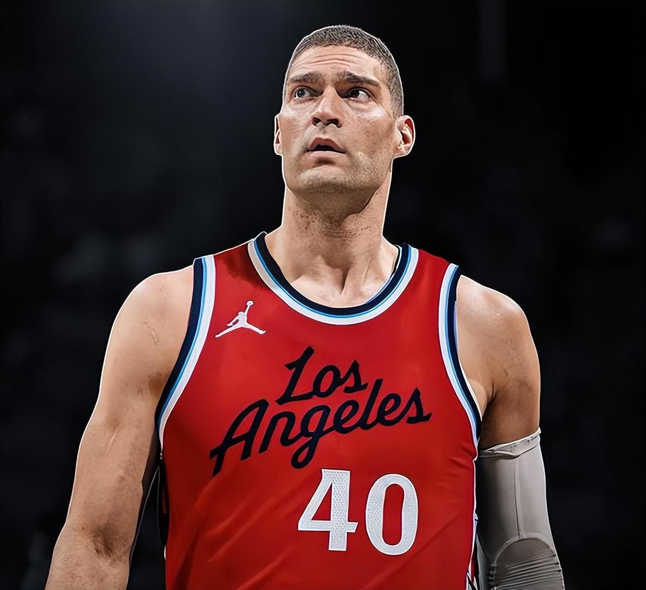 快船花1800万签37岁老将大洛，季前赛爆发迎新赛季冠军梦