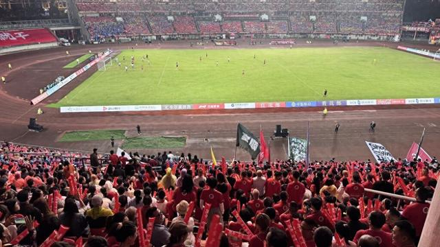 3比1硬气取胜！自贡燊龙背后的红色狂热可不一般