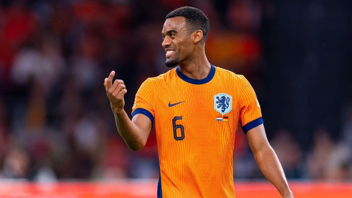 赫拉芬贝赫伤情谣言破灭，利物浦中场铁人护航双红会