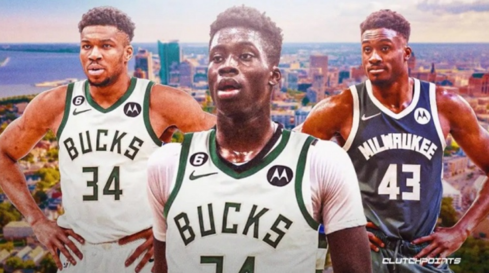 字母三兄弟齐聚雄鹿破历史，离队流言挡不住的疯狂补强升级！