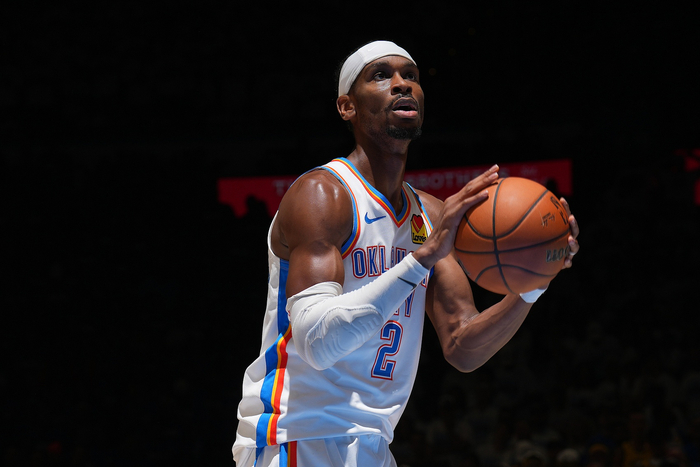 亚历山大场均爆32分成真MVP,心态+技巧才是王道