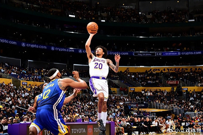 126比116！湖人新秀小尼克-史密斯季前赛首秀抓机会，勇士吃首败