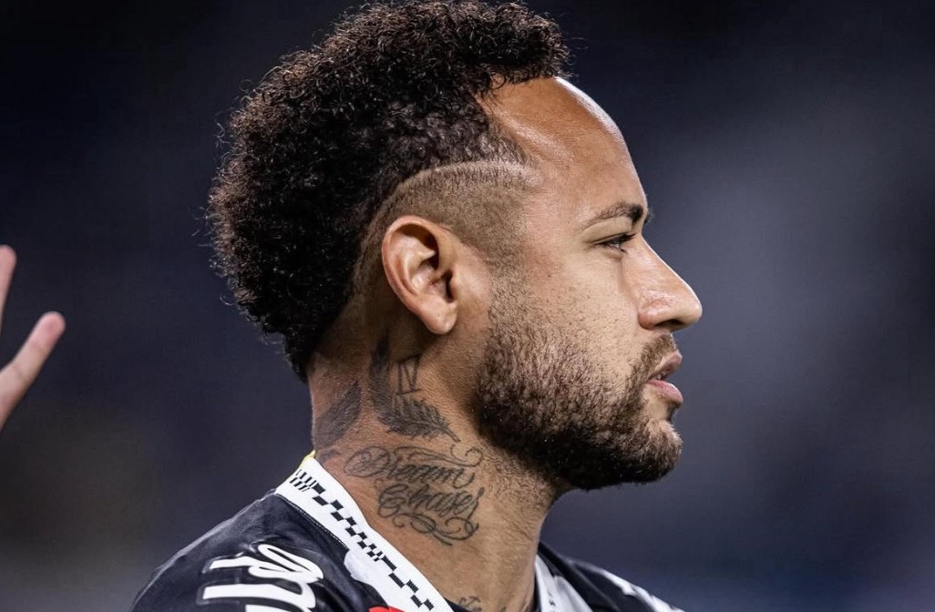 内马尔被推荐给国米，蓝黑军团夏窗放鸽子尬尴！