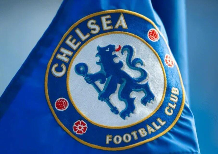 罚款1.2万英镑！福法纳这波开车操作真离谱