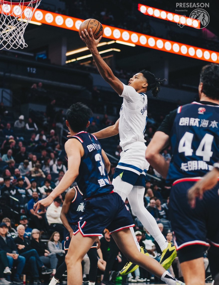 季前赛崩盘：33岁奥拉迪波14中5惨被27岁新星迪林厄姆碾压，重返NBA稳了？