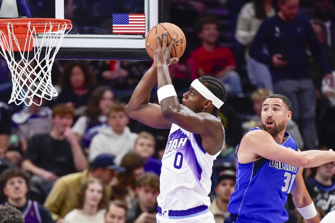 弗拉格21分钟3投13中，独行侠114-101拿下爵士！浓眉25分爆发，克莱彻底划水
