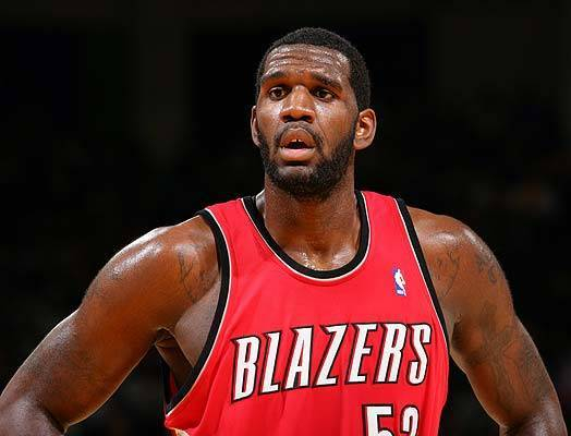 10年凄凉断臂传奇：曾力压杜兰特的状元秀，仅39场首发成笑柄